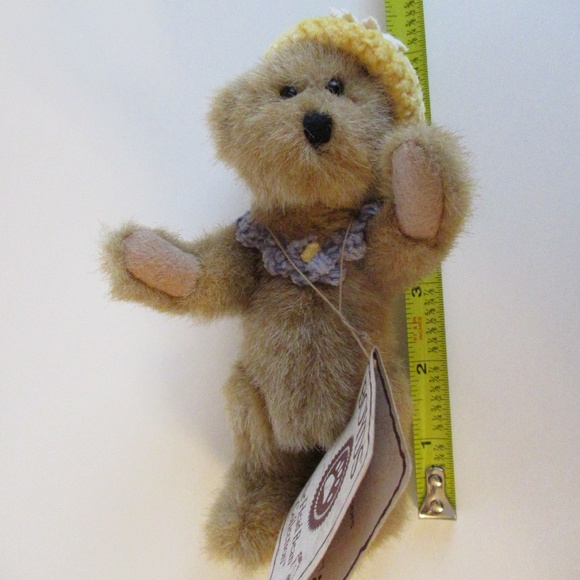 "Cocoa DeBearvoire" #904075 Retired Boyds Bear Hats and Such series - Picture 9 of 9